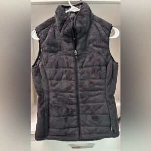 North Face Women's Mossbud Insulated Reversible Vest